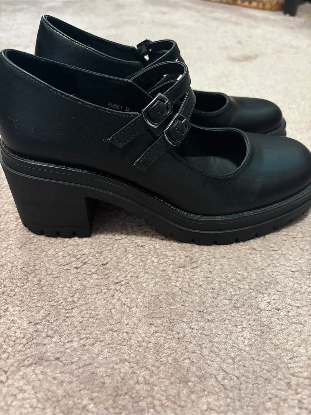 Steve Madden Bubbly Pump